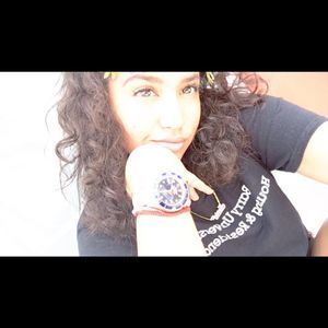 Meet your Posher, Maria